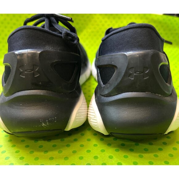Under Armour Speedform Charged Running Shoes Size 8.5 US Black & White - Picture 4 of 7